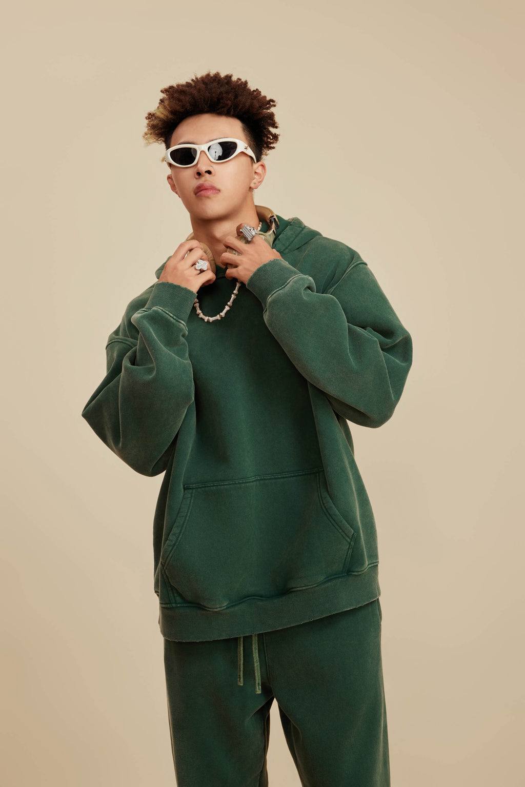 400GSM Unisex Heavyweight Distressed Snow-Wash Hoodie Moss Green