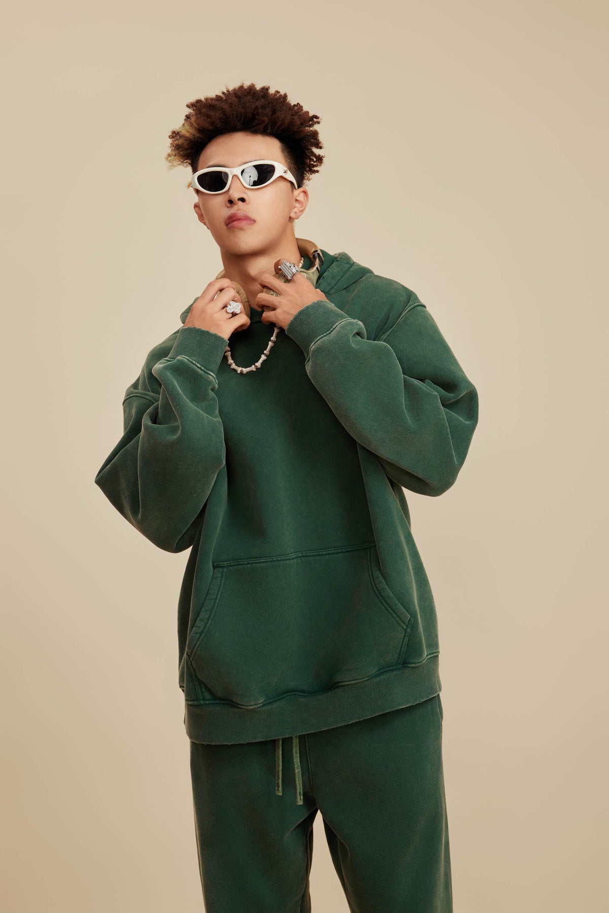400GSM Unisex Heavyweight Distressed Snow-Wash Hoodie Moss Green