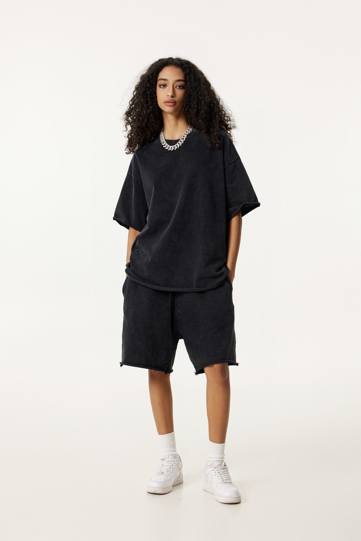 330GSM Unisex Raw-Edge Snow-Wash French Terry Shorts Vintage Black