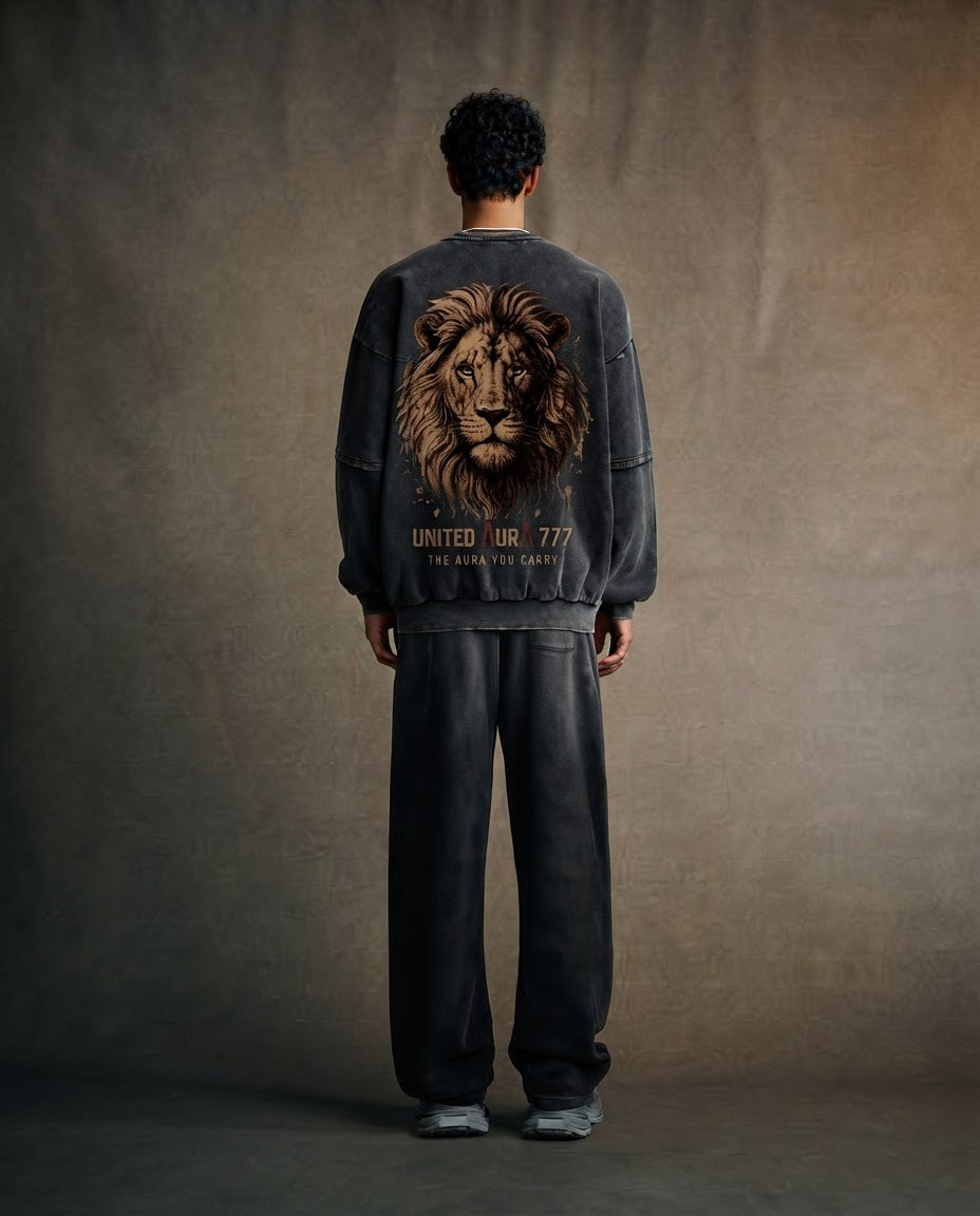 THE AURA YOU CARRY LION CREW Snow-Wash Charcoal